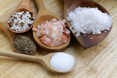 جایگزین نمک برای فشار خون, مزایای نمک, جایگزین برای نمک خوراکی ,آشنایی با 9 ادویه طبیعی و مناسب جایگزین نمک,suitable spices salt,