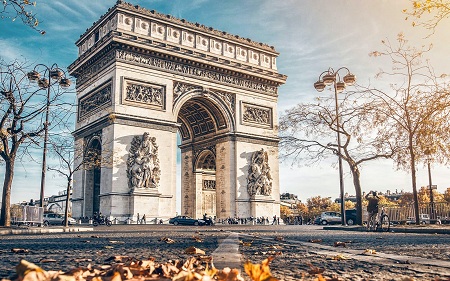 شهر پاریس, معماری طاق پیروزی پاریس, تاریخچه طاق پیروزی ,طاق پیروزی/ برترین نقطه گردشگری در شهر پاریس,arcde triomphe paris,