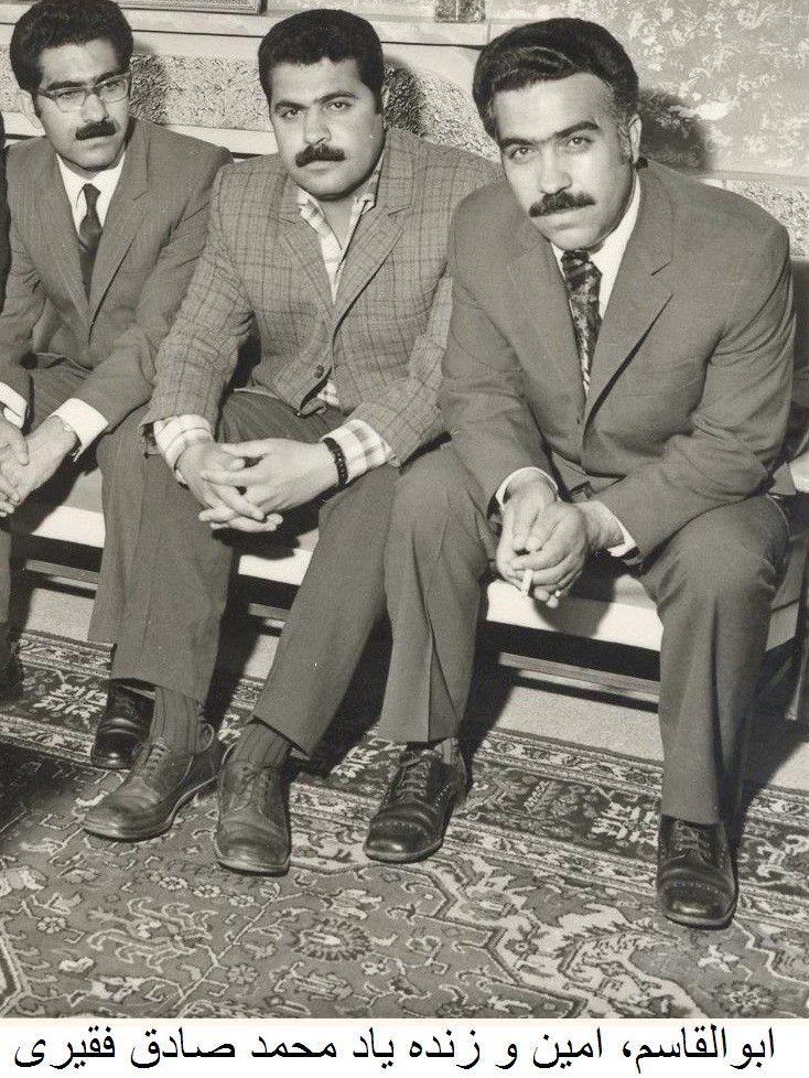 دبیر ادبیاتم به من گفت نویسنده میشوم/ شاملو کلمات لُری داستانم را به فارسی ترجمه کرد دبیر ادبیاتم به من گفت نویسنده میشوم/ شاملو کلمات لُری داستانم را به فارسی ترجمه کرد