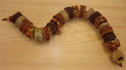 مار با درب بطری