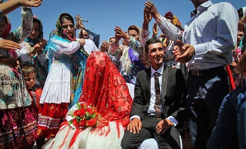 آداب و رسوم ازدواج در شهر دیهوک