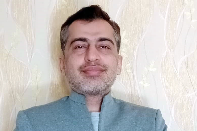 دکتر ایماندار عضو هیأت علمی دانشکده الهیات دانشگاه شیراز